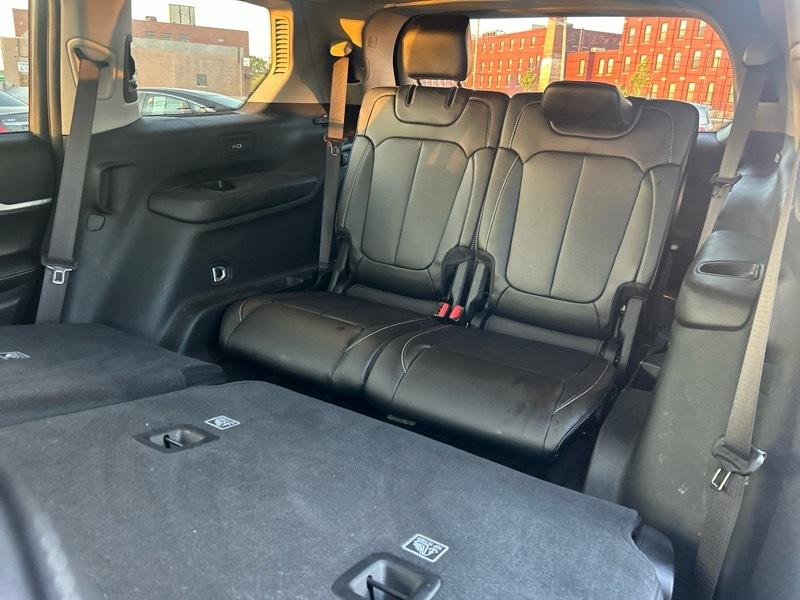 Jeep Grand Cherokee L Limited 4WD 2023