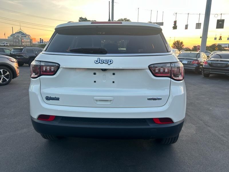 Jeep Compass Latitude FWD 2021