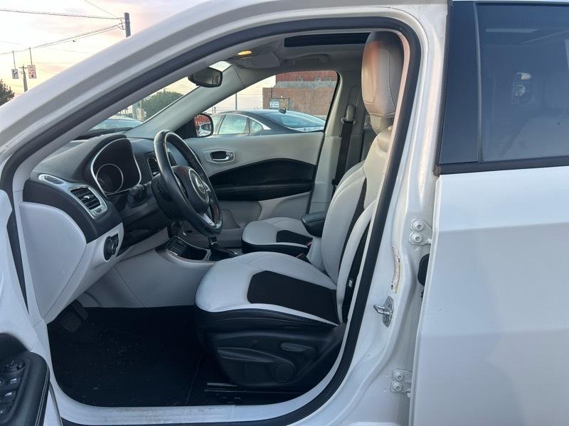 Jeep Compass Latitude FWD 2021