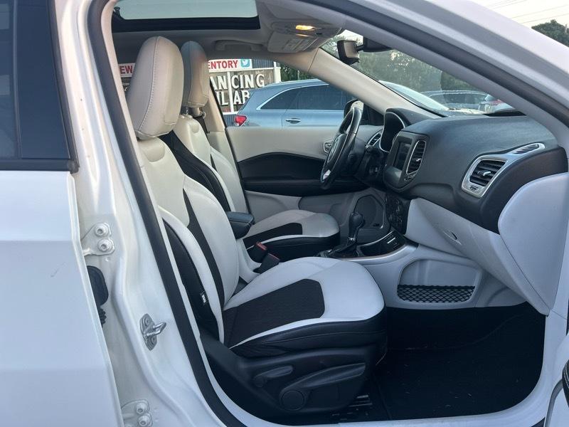 Jeep Compass Latitude FWD 2021