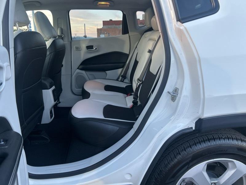 Jeep Compass Latitude FWD 2021