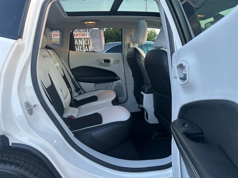 Jeep Compass Latitude FWD 2021