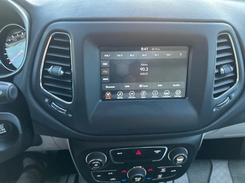 Jeep Compass Latitude FWD 2021