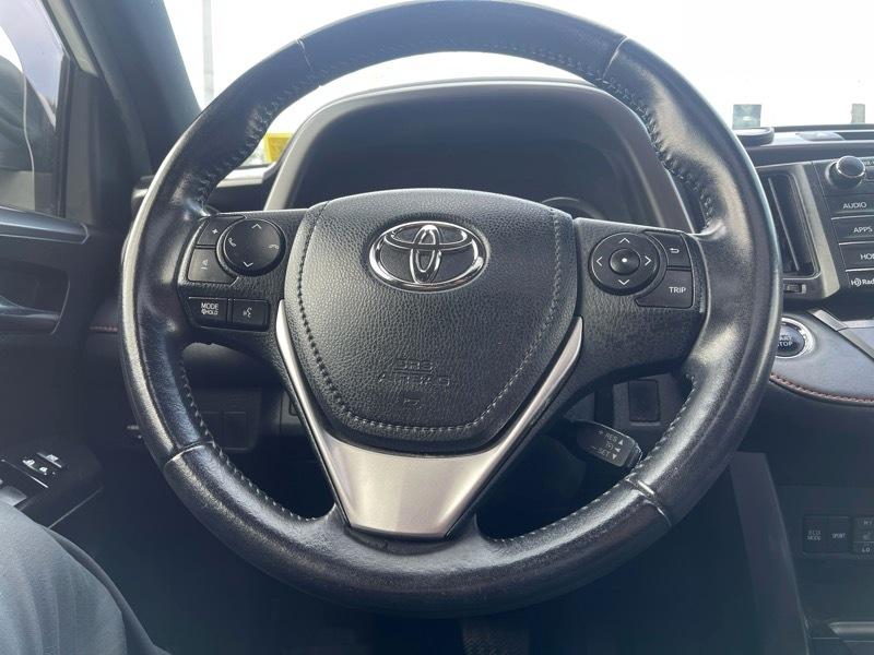 Toyota RAV4 SE 4WD 2016