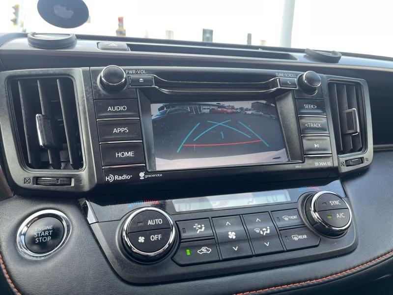 Toyota RAV4 SE 4WD 2016