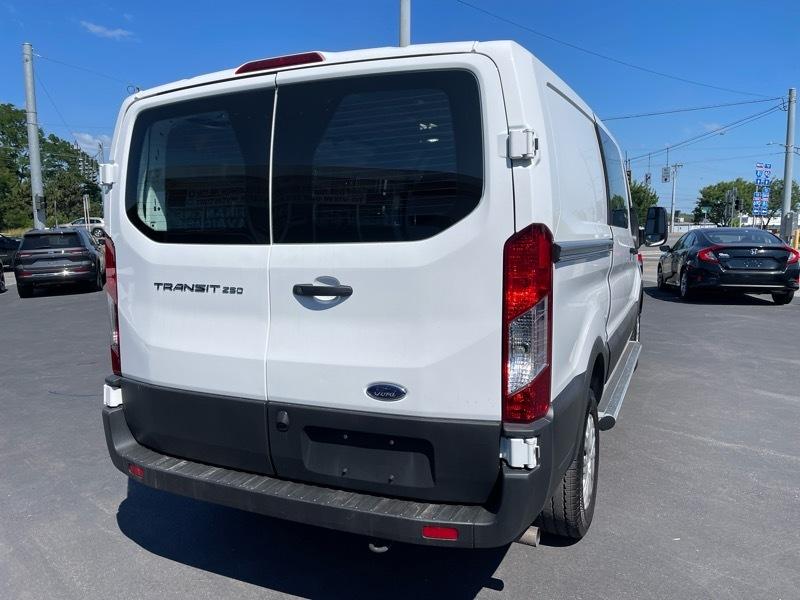 Ford Transit 250 Van 2025