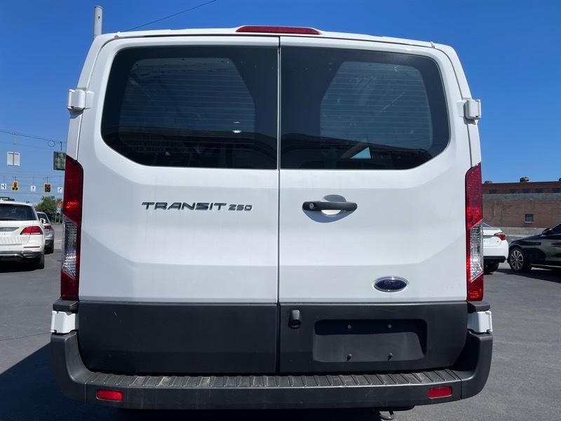Ford Transit 250 Van 2025