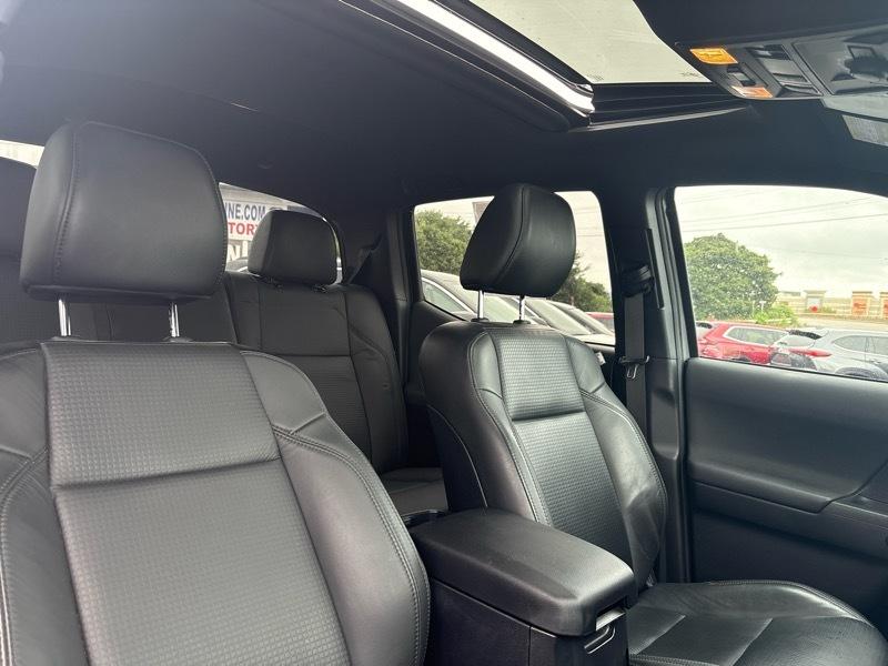 Toyota Tacoma 4WD Double Cab V6 AT TRD Off Road (Natl) 2018