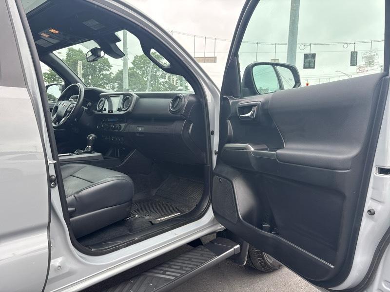 Toyota Tacoma 4WD Double Cab V6 AT TRD Off Road (Natl) 2018