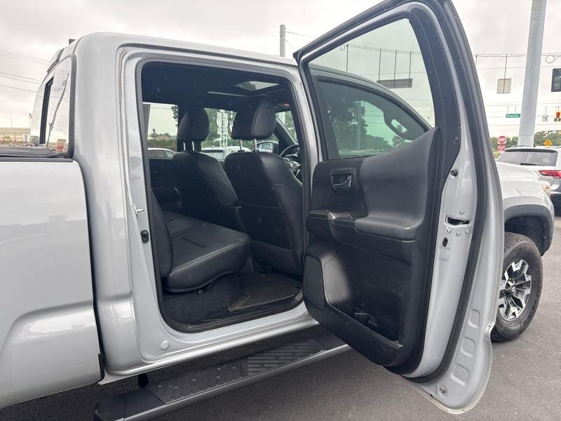 Toyota Tacoma 4WD Double Cab V6 AT TRD Off Road (Natl) 2018
