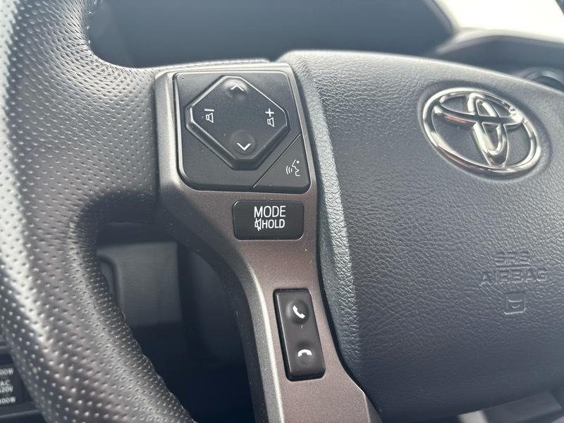 Toyota Tacoma 4WD Double Cab V6 AT TRD Off Road (Natl) 2018