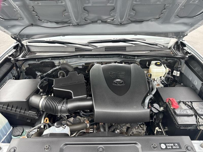 Toyota Tacoma 4WD Double Cab V6 AT TRD Off Road (Natl) 2018