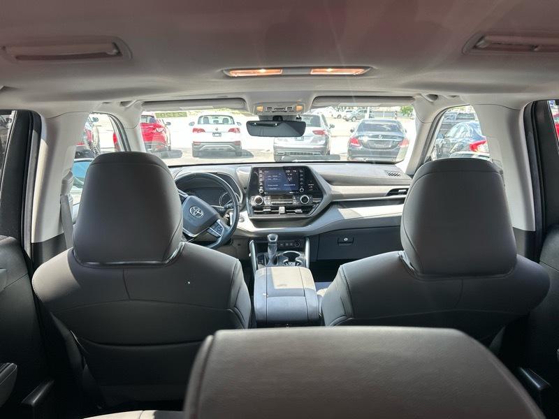 Toyota Highlander XLE AWD V6 2021