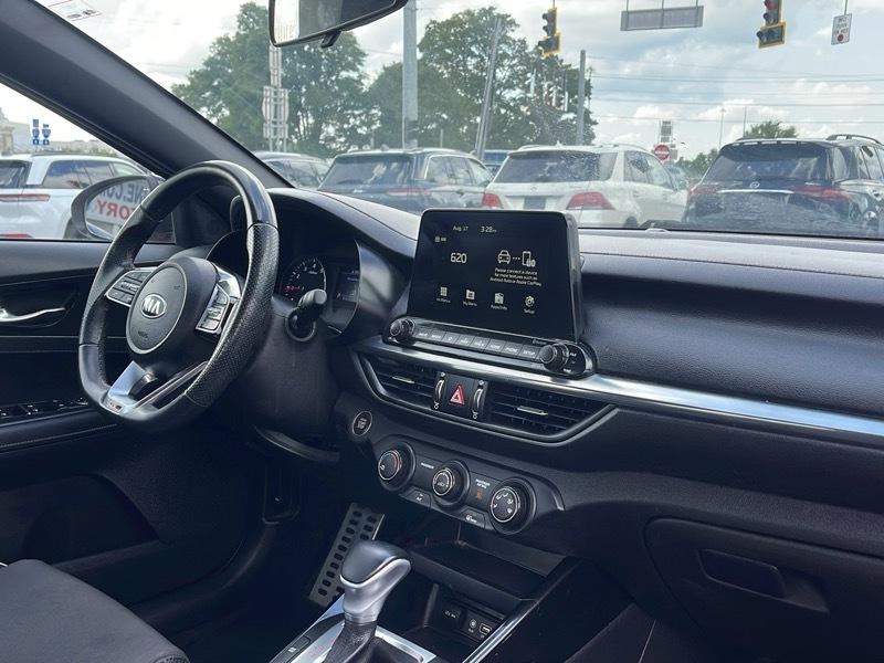 Kia Forte GT-Line 2021