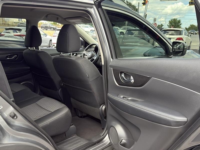 Nissan Rogue SV AWD 2018
