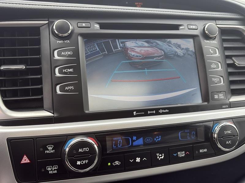 Toyota Highlander XLE AWD V6 2017