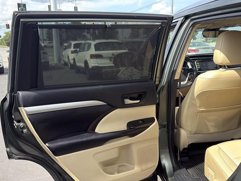 Toyota Highlander XLE AWD V6 2019
