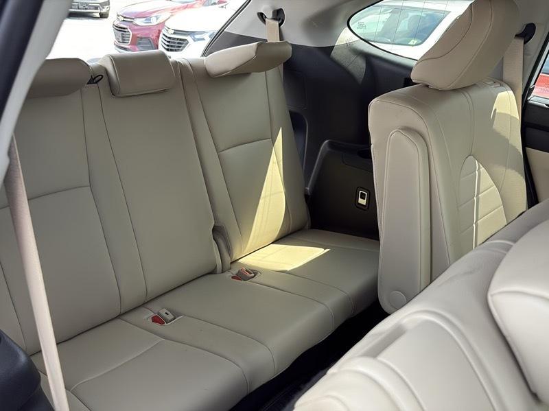 Toyota Highlander XLE 4WD 2023