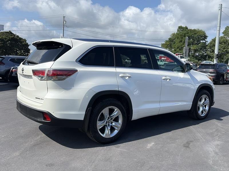 Toyota Highlander Limited AWD V6 2016