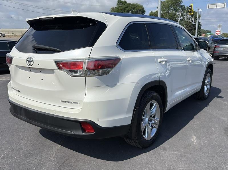 Toyota Highlander Limited AWD V6 2016