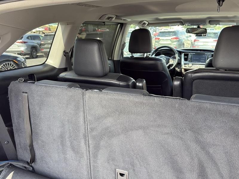 Toyota Highlander Limited AWD V6 2016