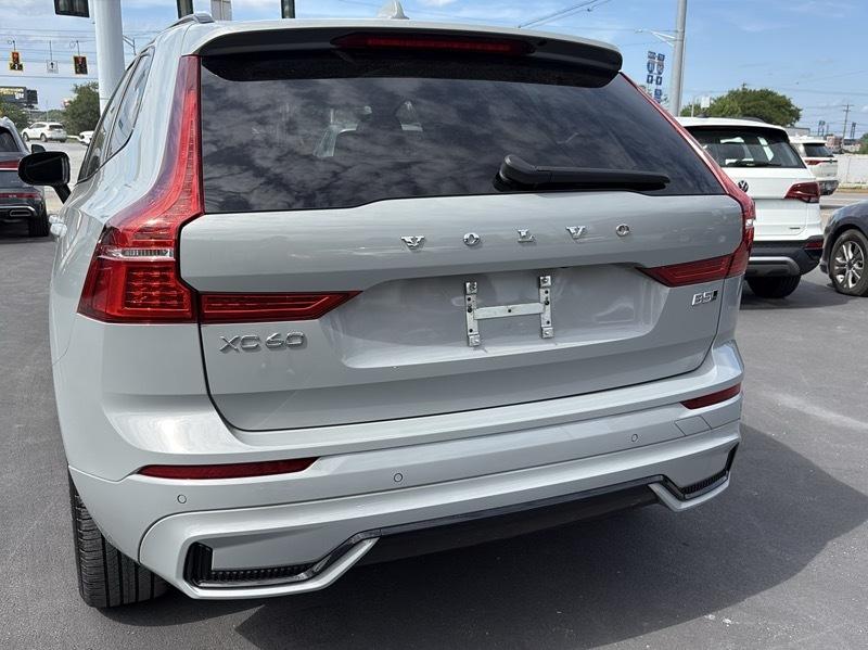 Volvo XC60 B5 Core AWD 2024