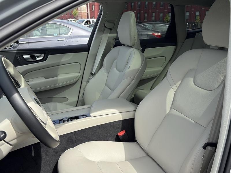 Volvo XC60 B5 Core AWD 2024