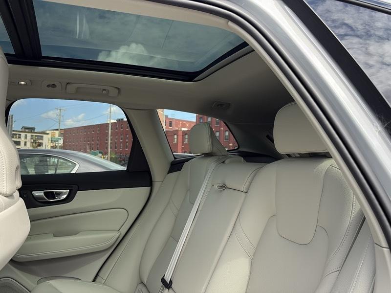 Volvo XC60 B5 Core AWD 2024