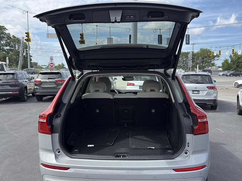 Volvo XC60 B5 Core AWD 2024