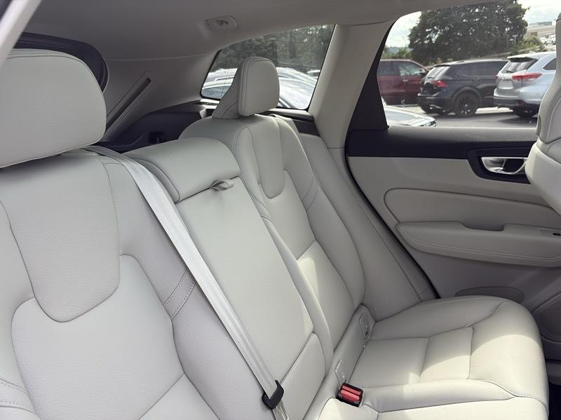 Volvo XC60 B5 Core AWD 2024