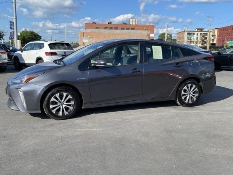 Toyota Prius LE AWD-e 2020