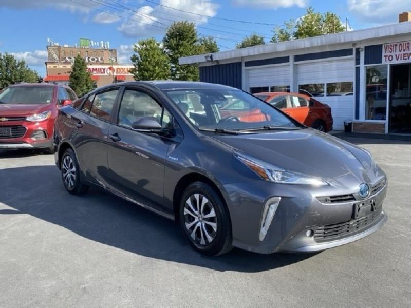 Toyota Prius LE AWD-e 2020