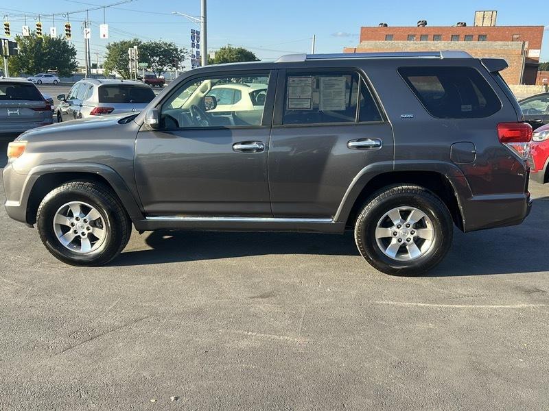 Toyota 4Runner SR5 4WD 2013