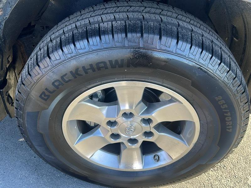 Toyota 4Runner SR5 4WD 2013