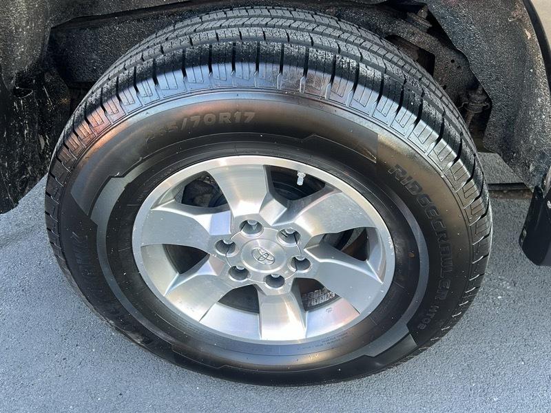 Toyota 4Runner SR5 4WD 2013