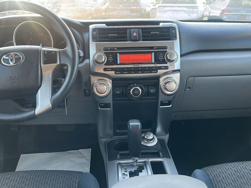 Toyota 4Runner SR5 4WD 2013