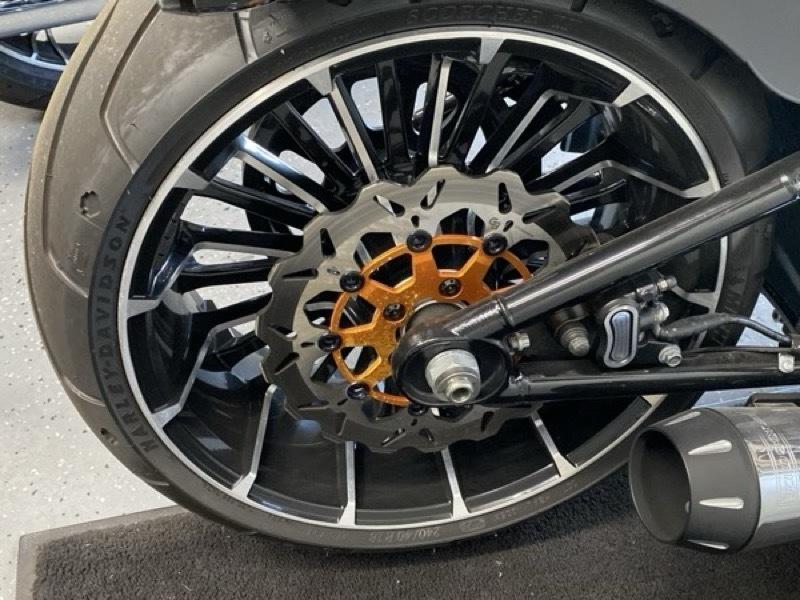 Harley-Davidson FXBR  2023
