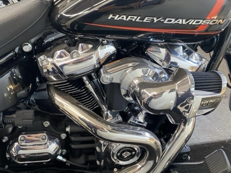 Harley-Davidson FXBR  2023