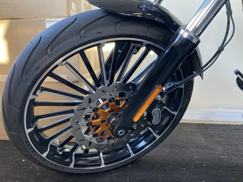 Harley-Davidson FXBR  2023