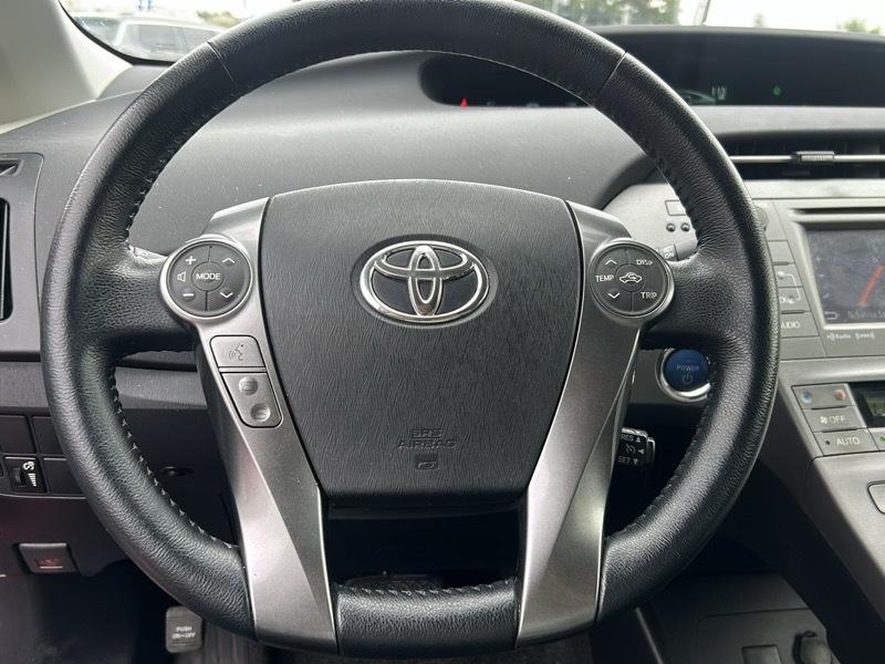 Toyota Prius Four 2015