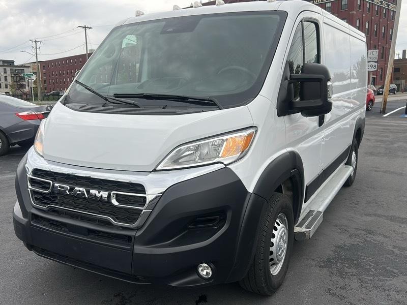 RAM Promaster 2500 Low Roof 2025