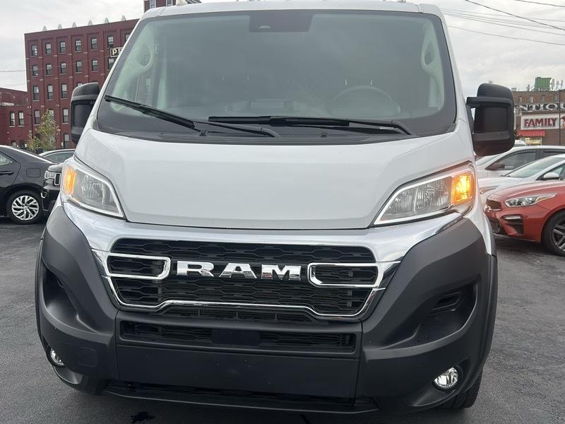 RAM Promaster 2500 Low Roof 2025