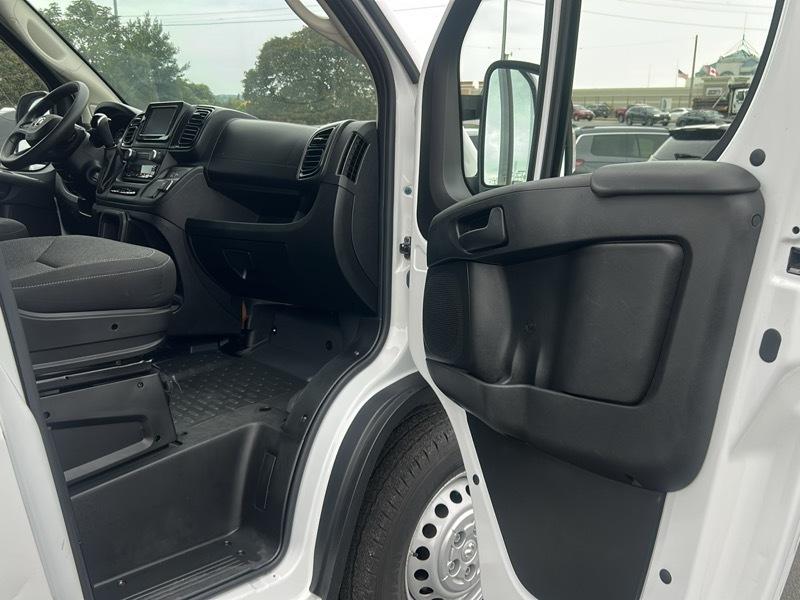 RAM Promaster 2500 Low Roof 2025
