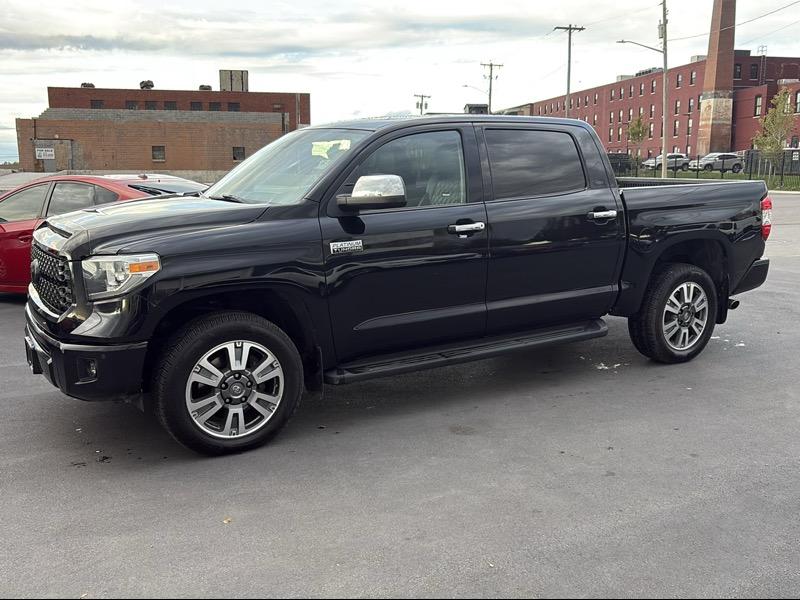 Toyota Tundra Platinum CrewMax 5.7L 4WD 2020