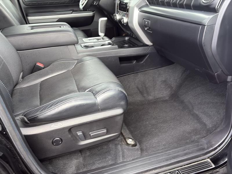 Toyota Tundra Platinum CrewMax 5.7L 4WD 2020