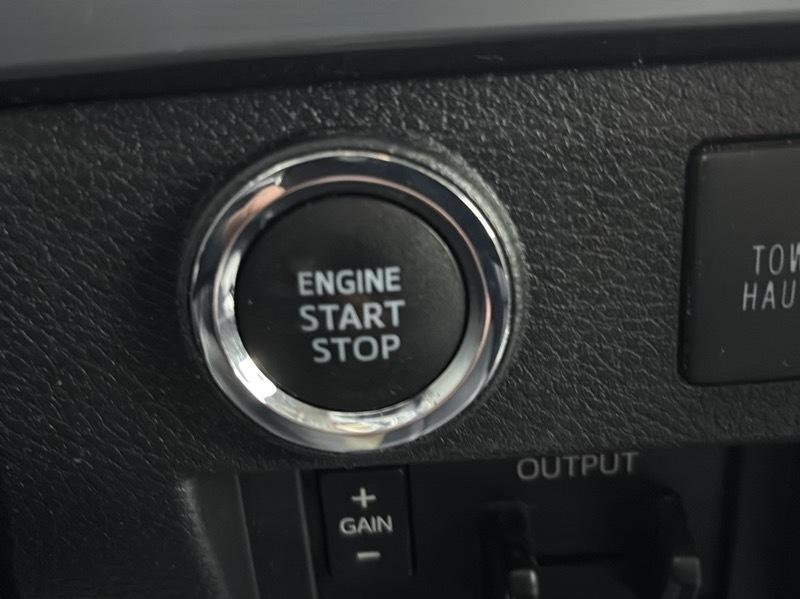 Toyota Tundra Platinum CrewMax 5.7L 4WD 2020