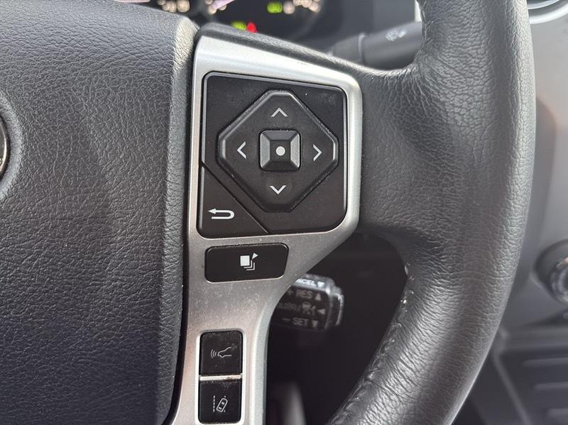 Toyota Tundra Platinum CrewMax 5.7L 4WD 2020