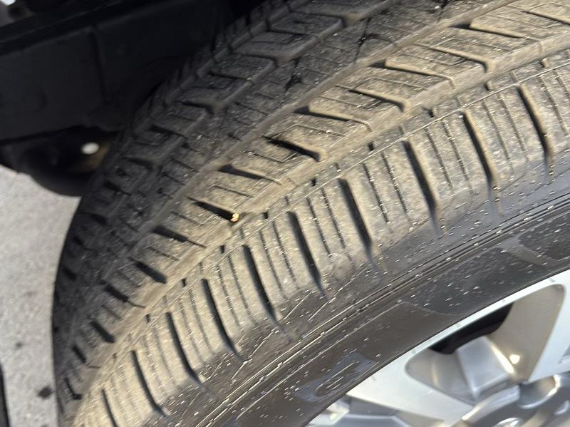 Toyota Tundra Platinum CrewMax 5.7L 4WD 2020