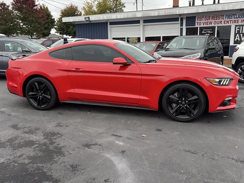 Ford Mustang EcoBoost Coupe 2017
