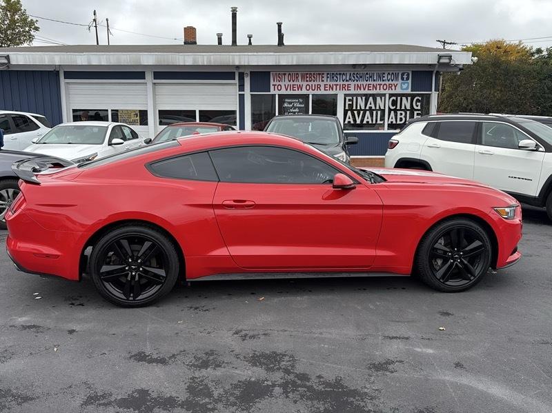 Ford Mustang EcoBoost Coupe 2017